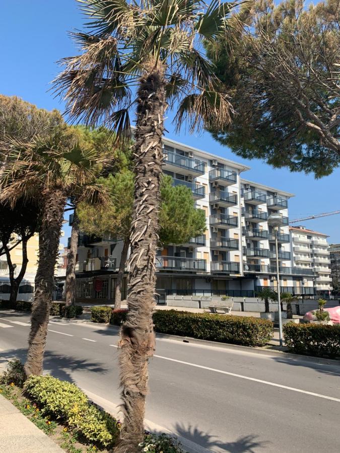 Malibu Apartments Bibione Exteriér fotografie