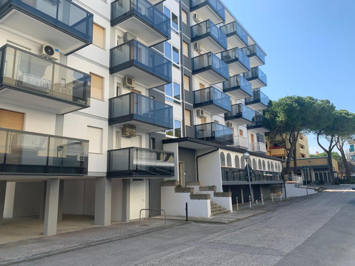 Malibu Apartments Bibione Exteriér fotografie
